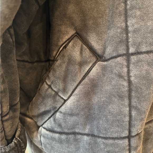 Gray Quilted ‘Dolman’ Zip-Up Jacket - Picture 5 of 6